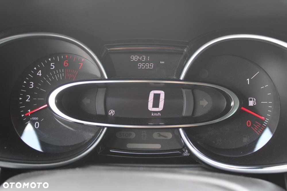 Renault Clio - 15