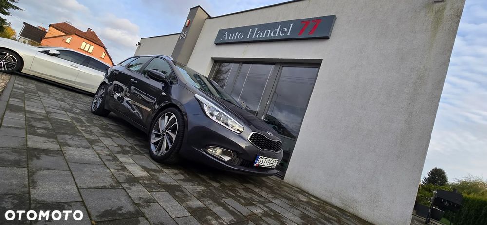 Kia Ceed 1.6 CRDi 128 Dream-Team Edition - 7