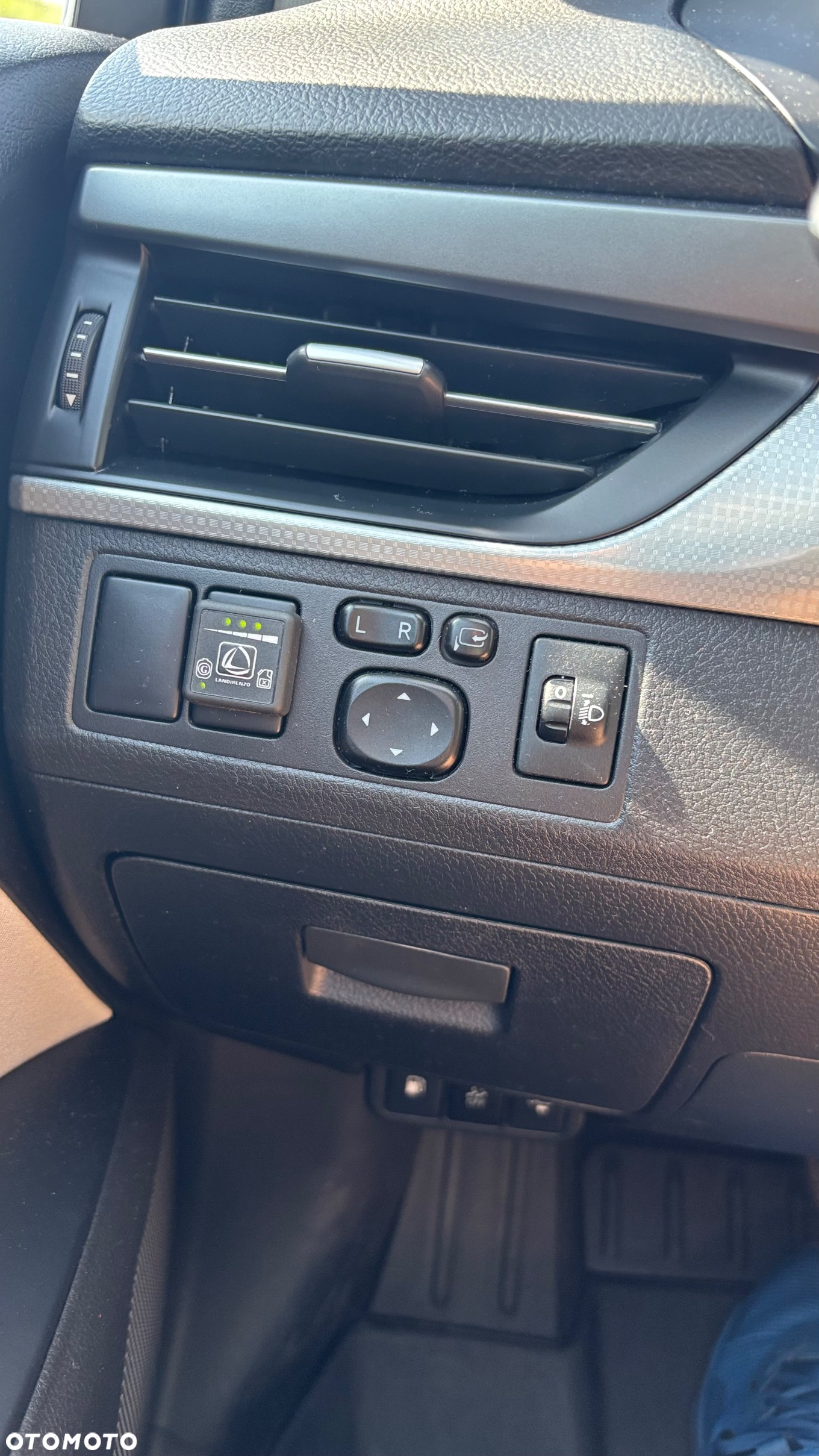 Toyota Avensis Combi 1.8 Multidrive S Executive - 11