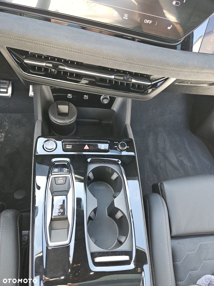 Audi A6 Avant e-tron - 17