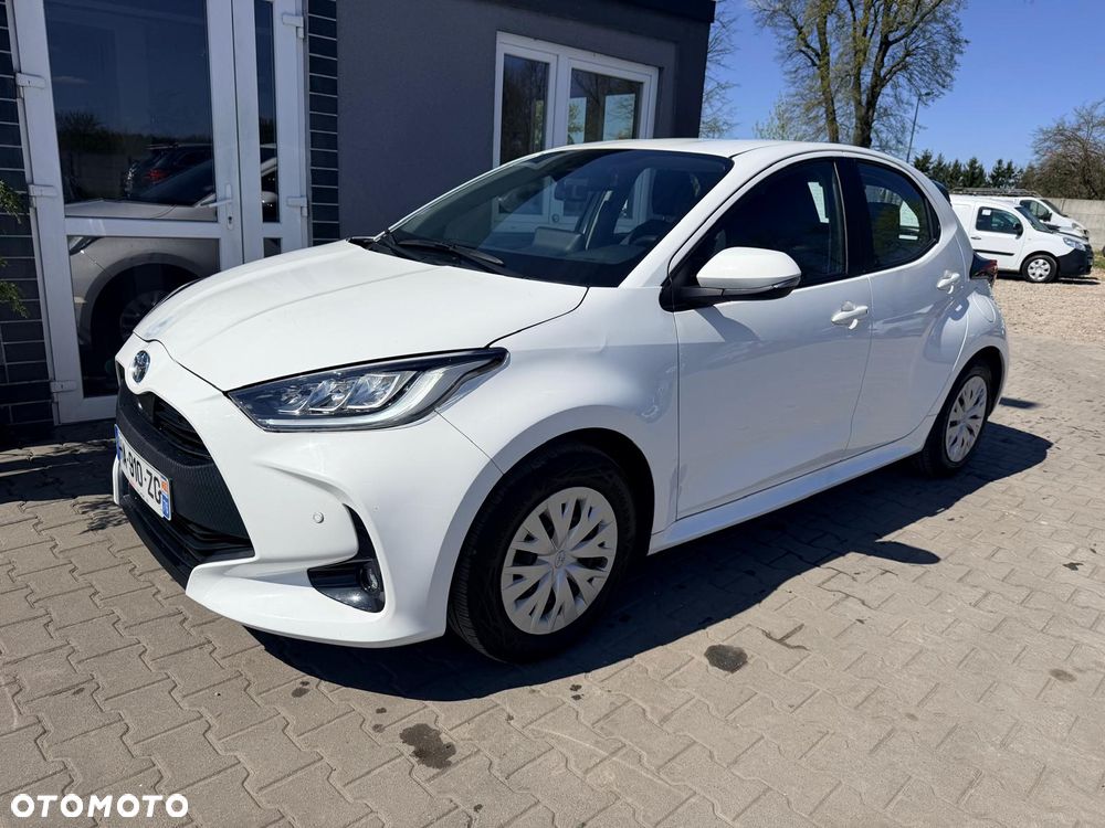 Toyota Yaris - 1