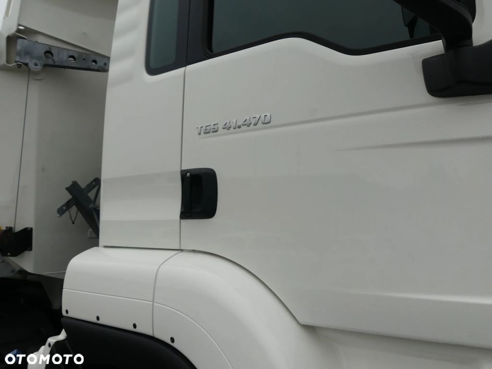 MAN TGS 41.470 / 8x8 / WYWROTKA KH-KIPPER / MANUAL / NISKI PRZEBIEG / - 14