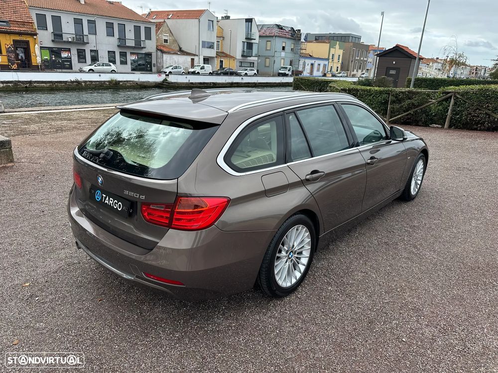 BMW 320 d Touring Auto Line Luxury - 43