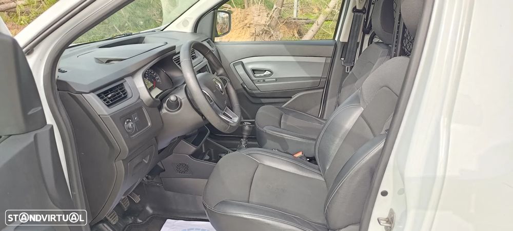 Renault Express - 10