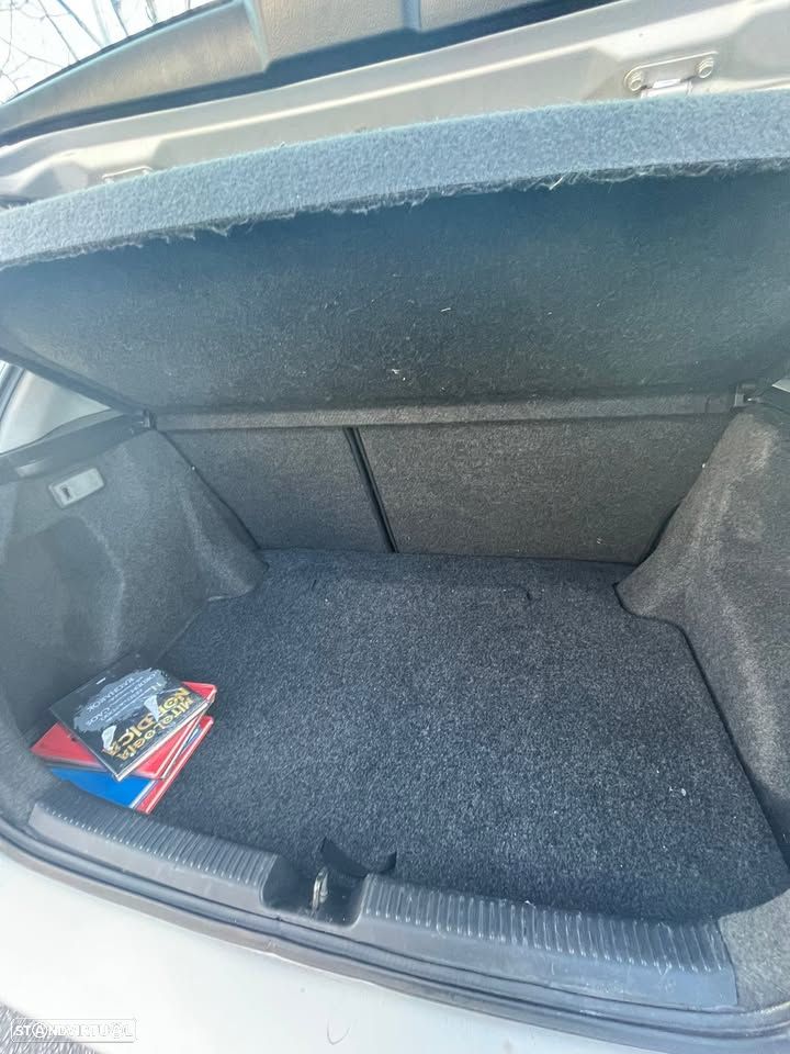 Toyota Corolla H/B 1.4 G6 AC+ABL - 5