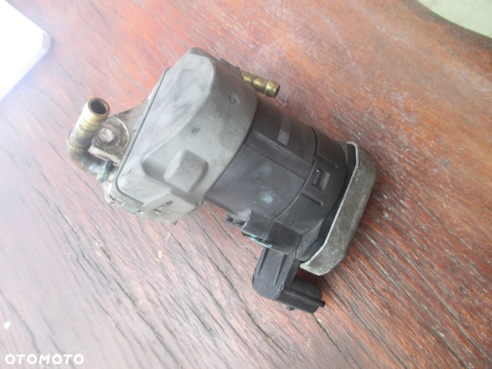 Zawór EGR Opel Astra Zafira Vectra 00005321C7 - 2
