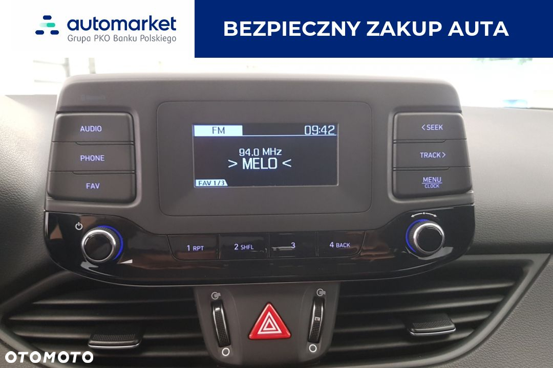 Hyundai i30 1.5 DPI Classic + - 18