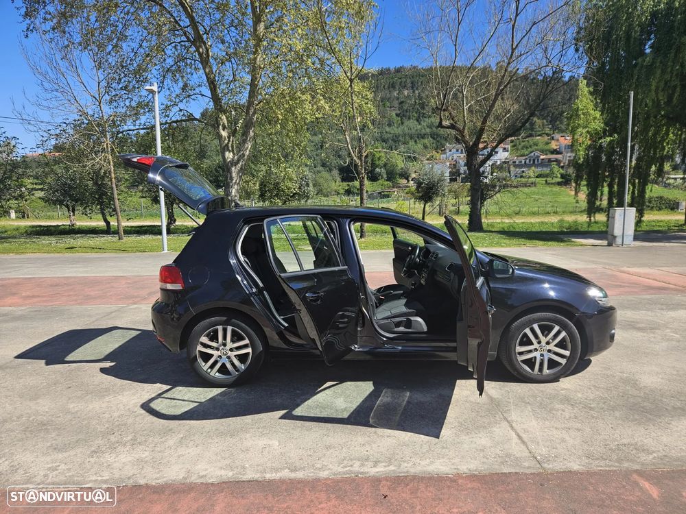 VW Golf 1.6 TDi Confortline - 6