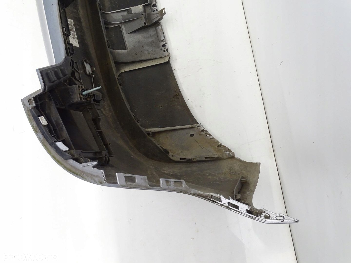 ZDERZAK TYŁ TYLNY AUDI A3 8V  5D 5DRZWI SPORTBACK  SREBRNY LZ7G - 9