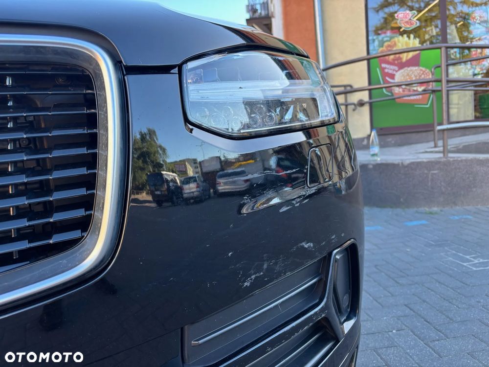 Volvo XC 90 D5 AWD Geartronic RDesign - 6