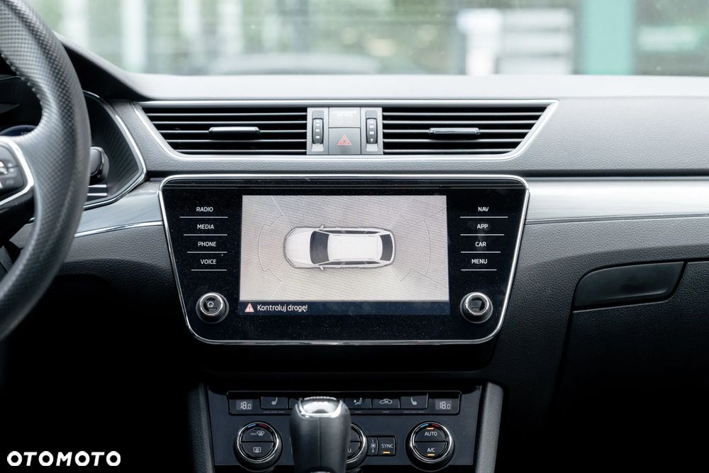 Skoda Superb 2.0 TSI 4x4 Scout DSG - 30