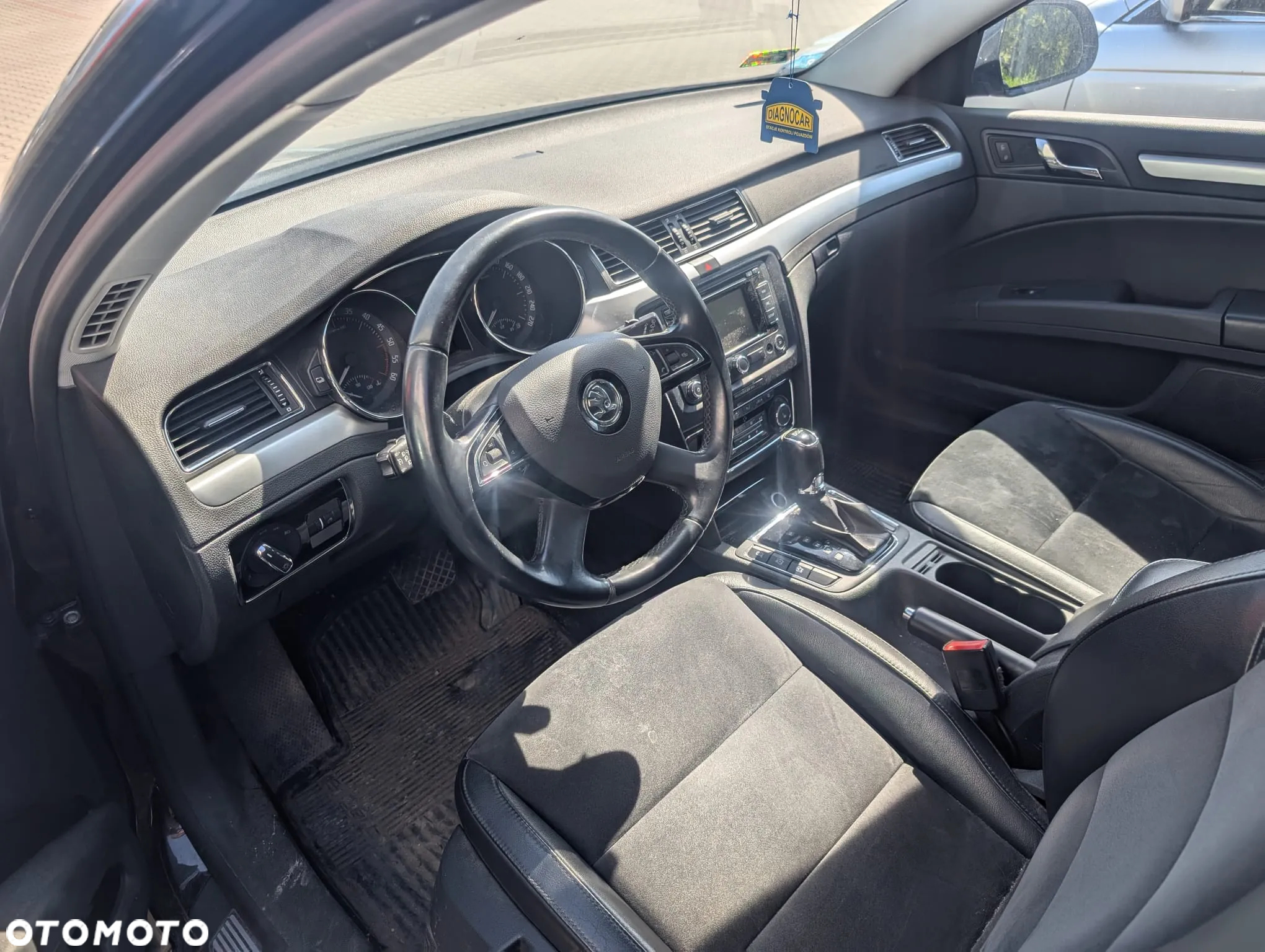 Skoda Superb 2.0 TDI Ambition DSG - 5