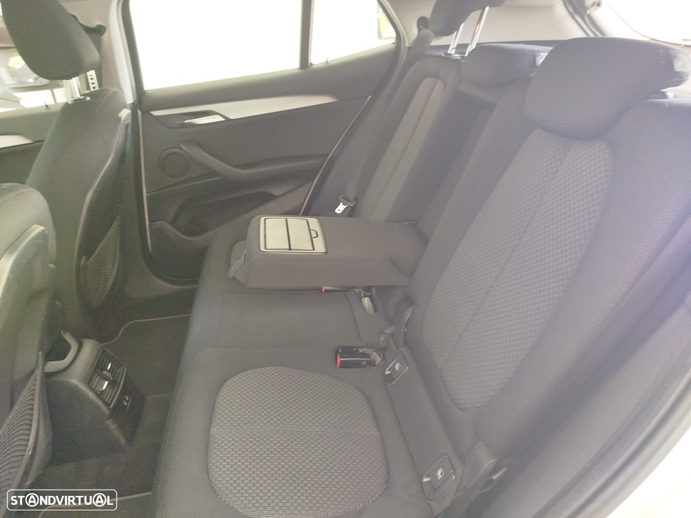 BMW X2 xDrive25e Advantage Plus - 11