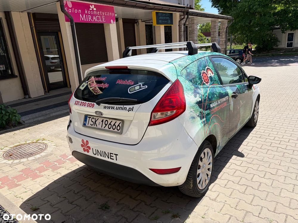 Ford FIESTA - 12