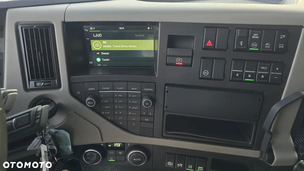 Volvo FM 370 Euro 6 6x2 długa 9.3m 22 palety! super stan! niski przebieg! świeży import! - 32