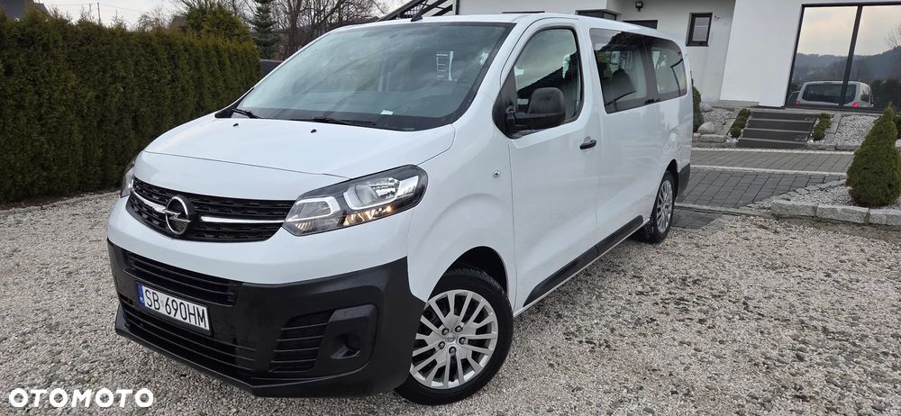 Opel Vivaro - 1