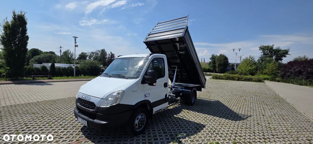 Iveco DAILY - 1