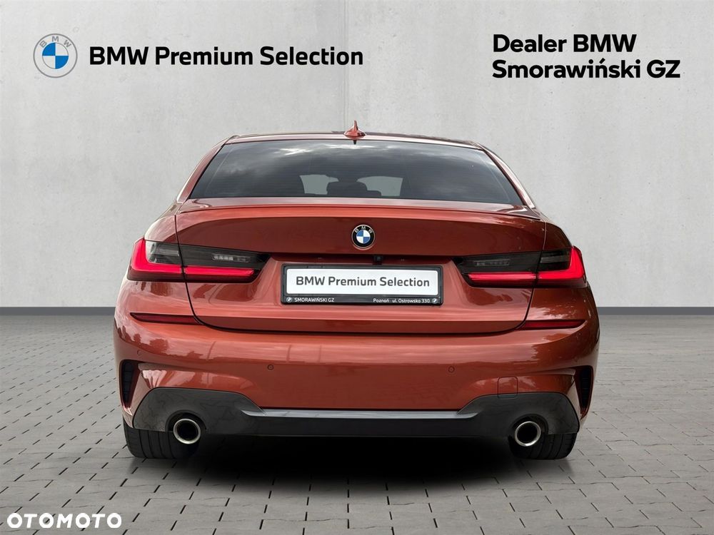 BMW Seria 3 318i - 26