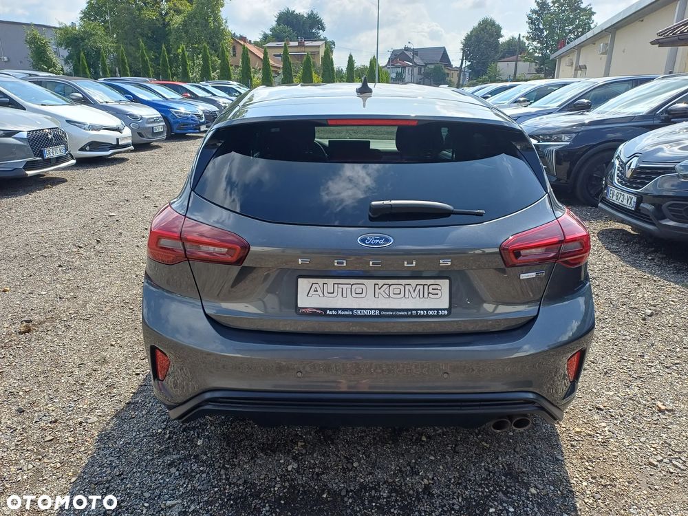 Ford Focus 1.0 EcoBoost Hybrid ST-LINE X - 5