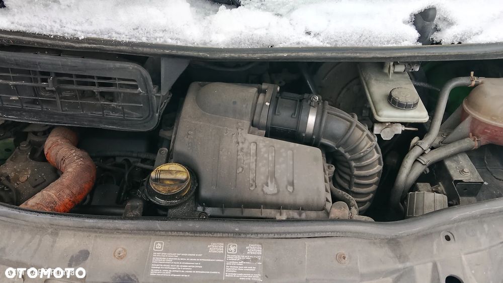 RENAULT TRAFIC 2.5 DCI 2008r - 8