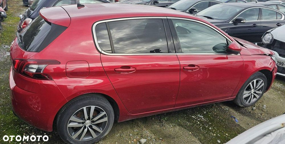 Peugeot 308 - 13