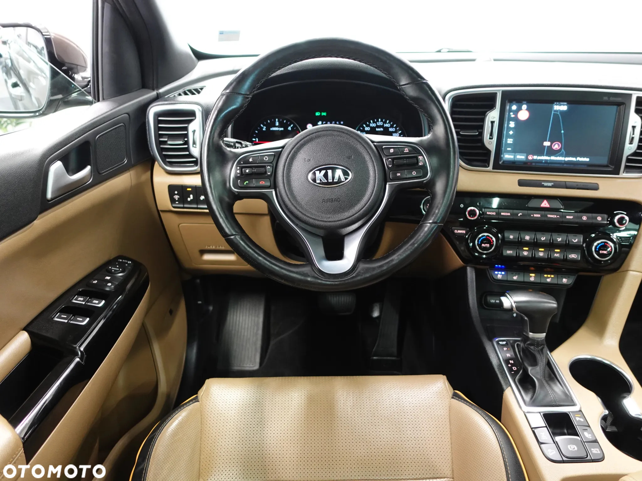 Kia Sportage 2,0 CRDI AWD Platinum - 29
