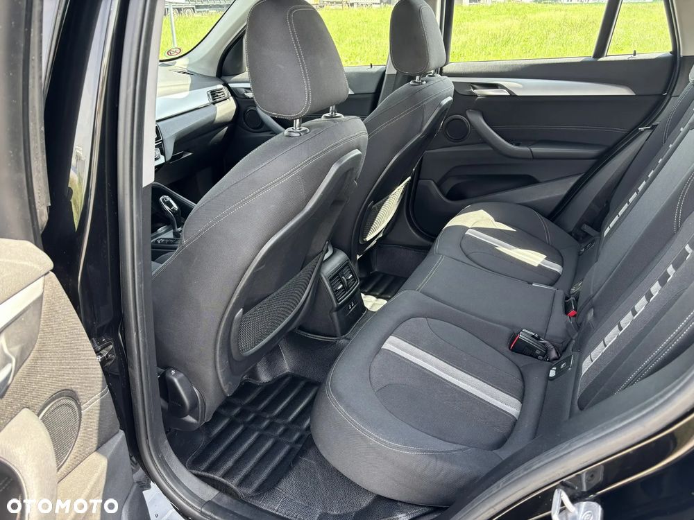 BMW X1 sDrive18d Sport Line sport - 10