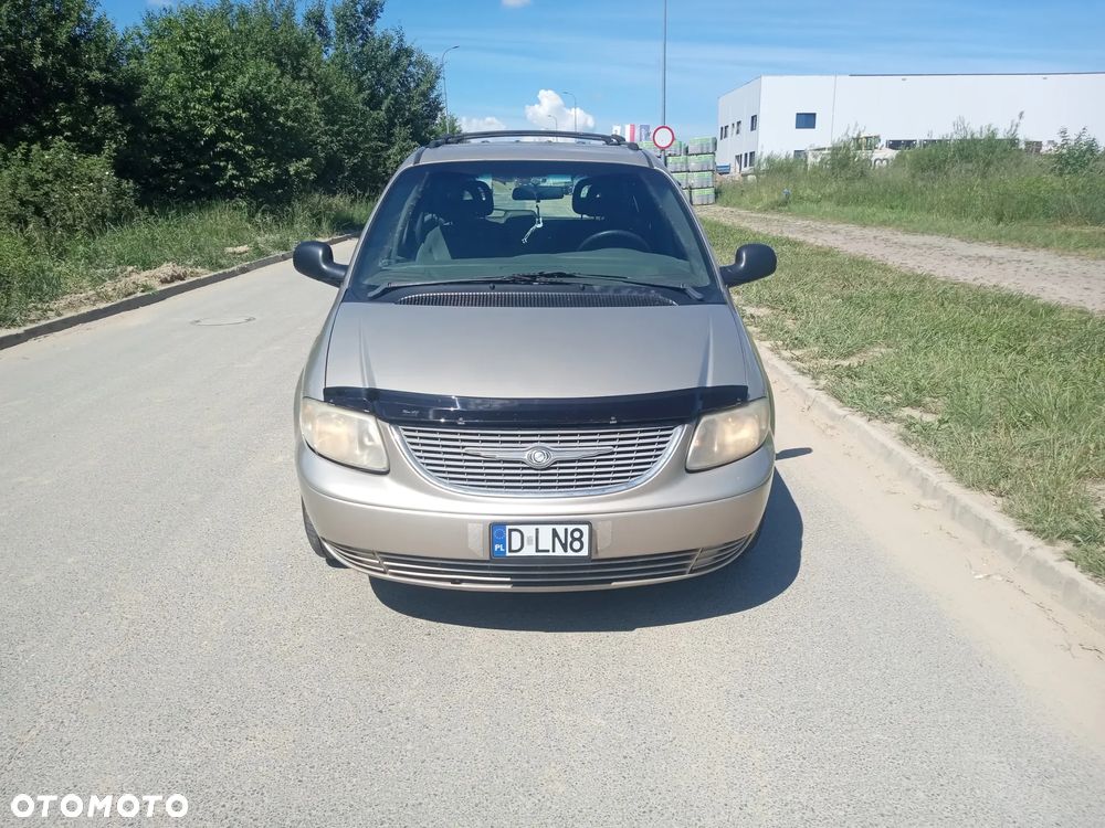 Chrysler Grand Voyager 3.3L LX - 6