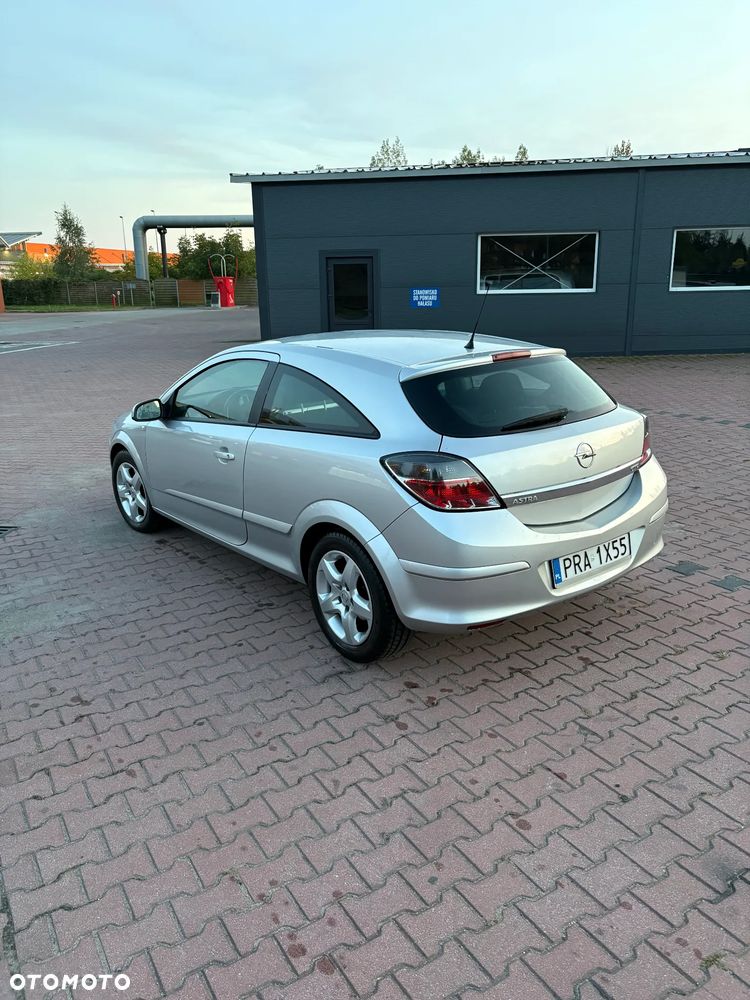 Opel Astra 2007 photo 3