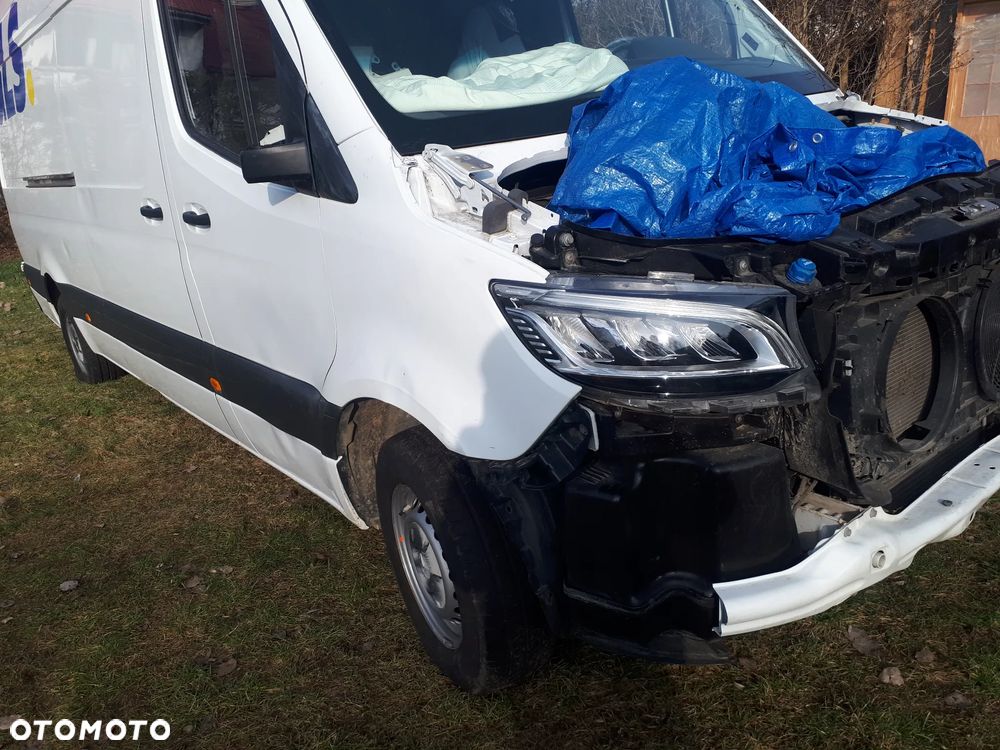 MERCEDES SPRINTER 907 910 ZBIORNIK ADBLUE - 3