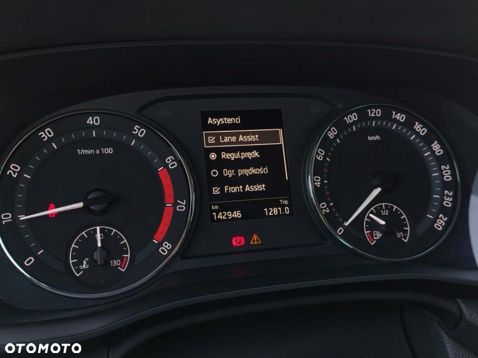 Skoda Octavia - 14