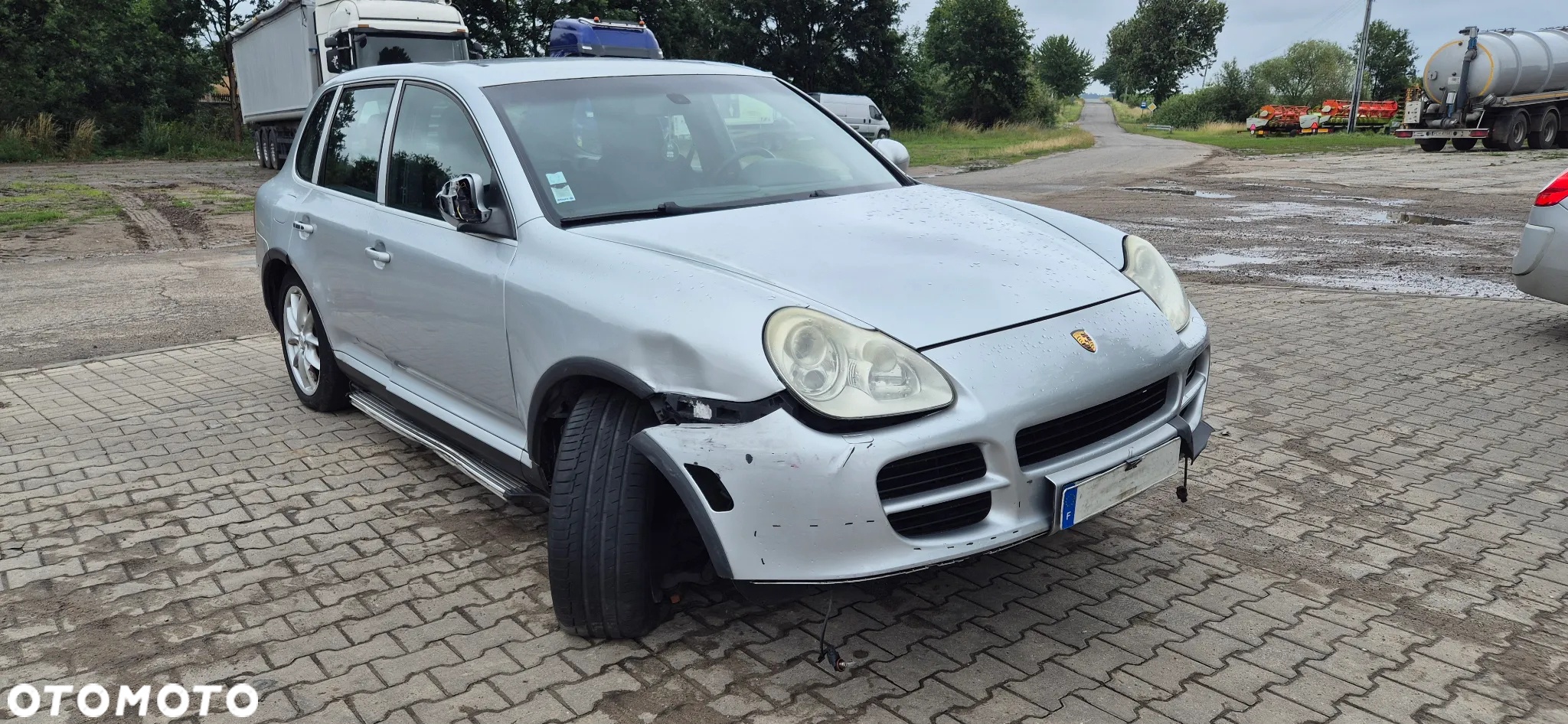 Porsche Cayenne - 3