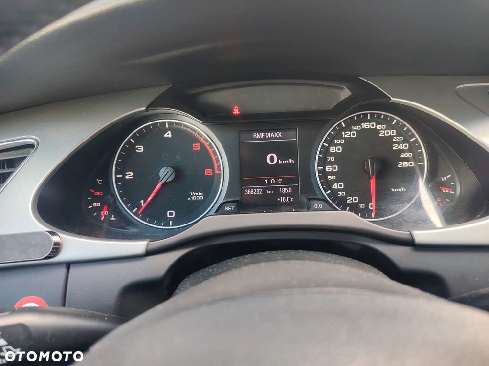 Audi A4 Avant 2.0 TDI - 20