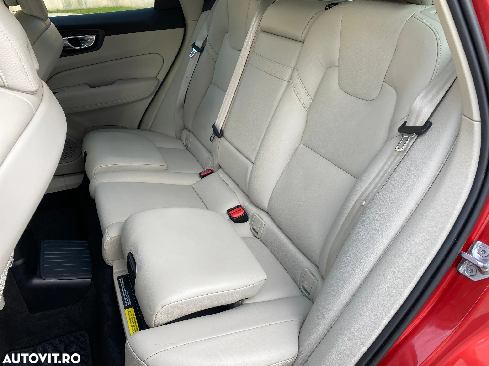 Volvo XC 60 T6 AWD Recharge Geartronic Inscription - 14