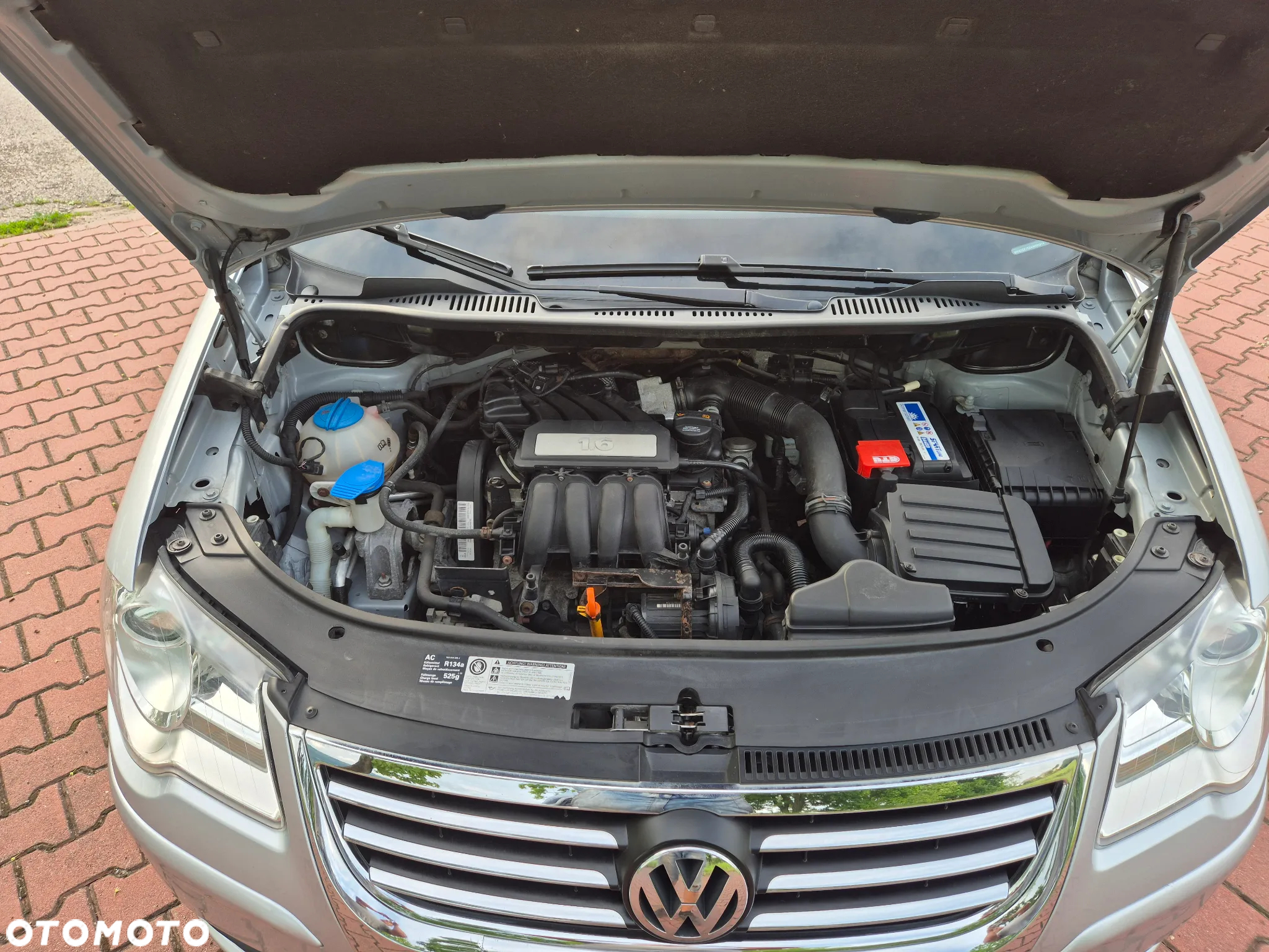 Volkswagen Touran 1.6 Conceptline - 34