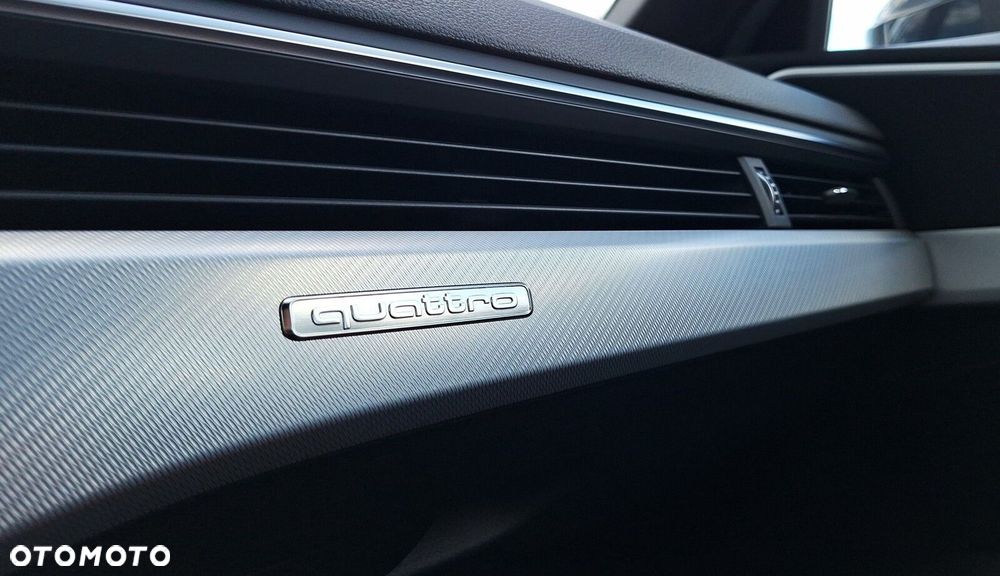Audi A4 Limousine - 30