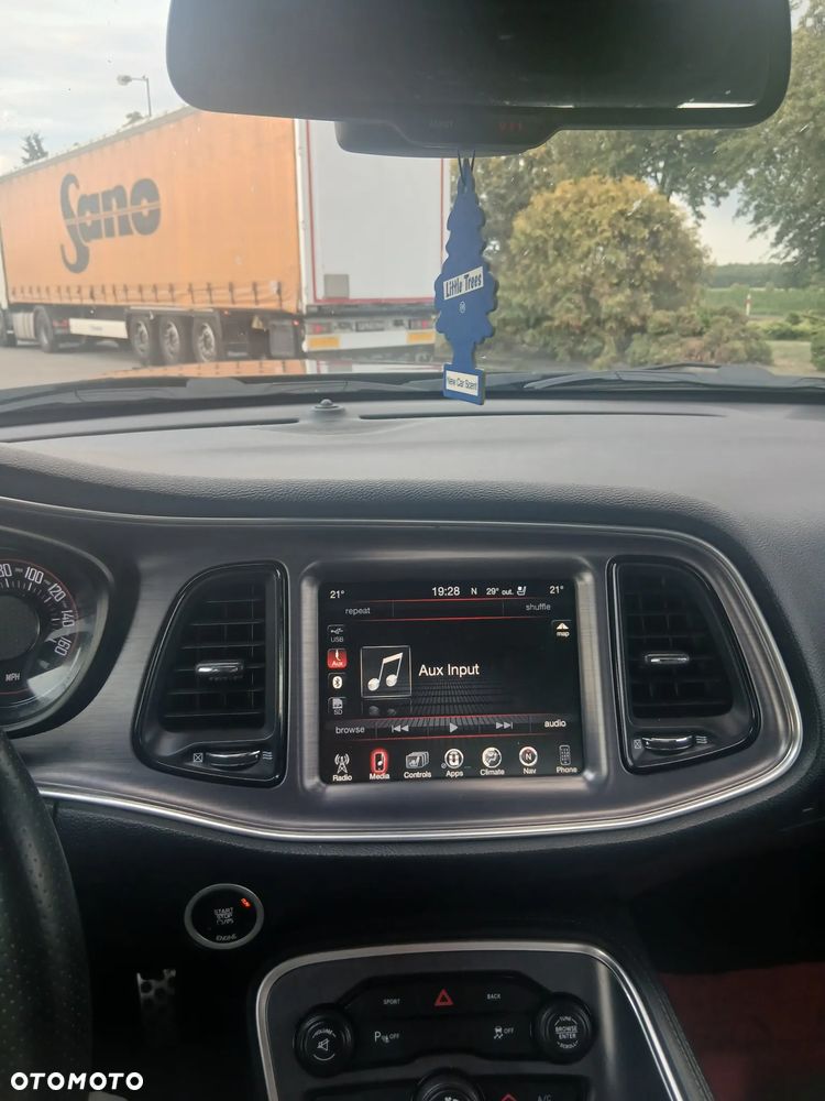 Dodge Challenger Automatik SXT Plus - 8