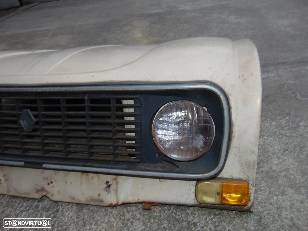 Renault 4F Capot - 3