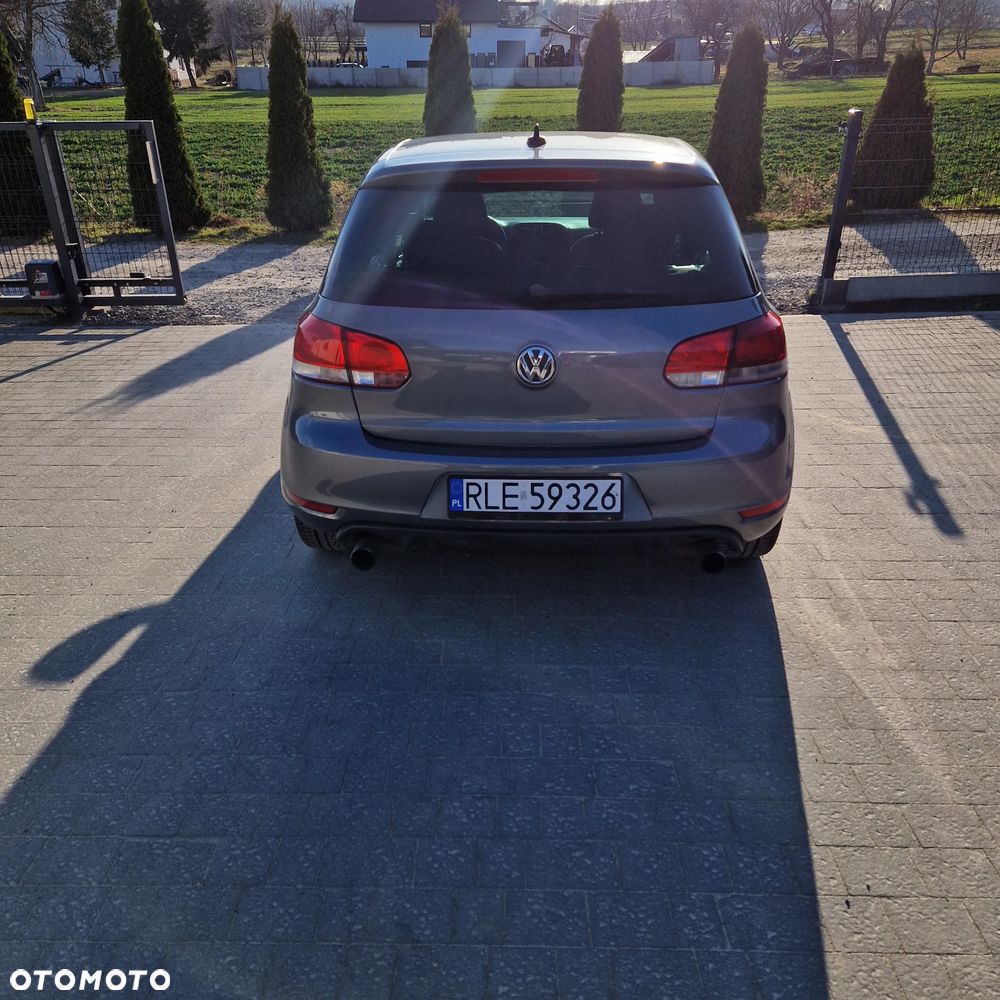 Volkswagen Golf 2.0 GTI DSG - 5