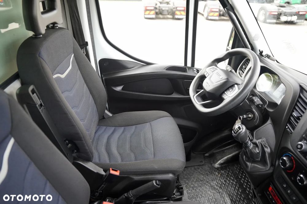 Iveco DAILY 70-160 / KONTENER - 5,2 m / WINDA DHOLLANDIA / DMC: 7 000 KG / SPROWADZONY - 30