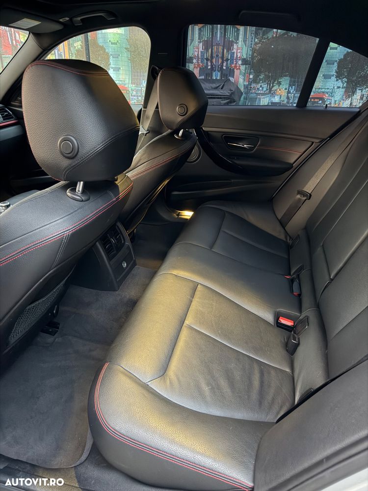 BMW Seria 3 320d DPF Aut. Edition Sport - 15