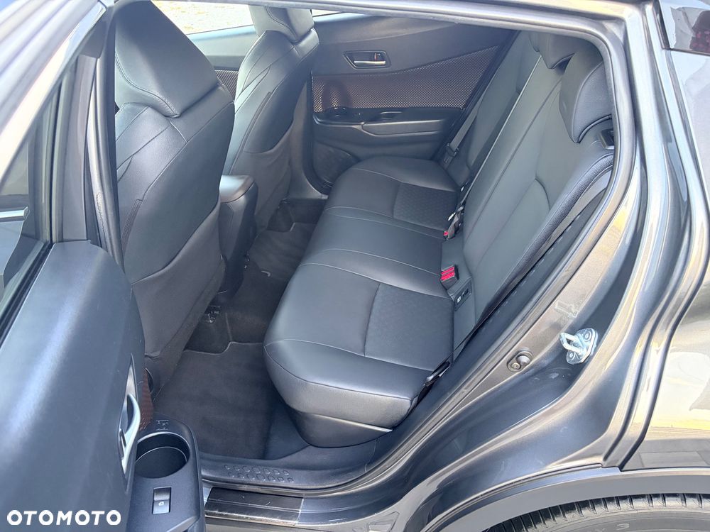 Toyota C-HR Style Selection - 14