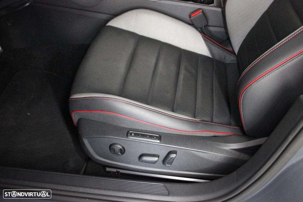VW Golf 2.0 TSI GTI DSG - 7