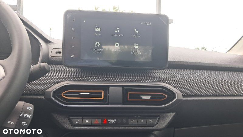 Dacia Sandero - 11