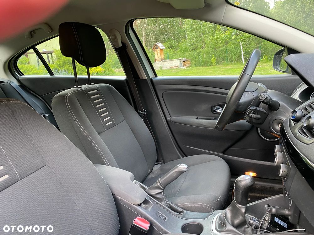 Renault Fluence 1.6 16V Color Edition - 25