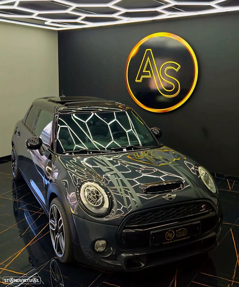 MINI 5 Portas Cooper S Aut. - 17