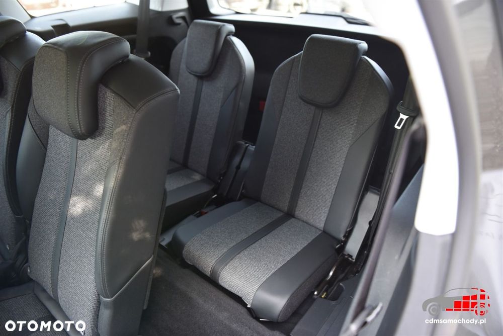 Peugeot 5008 - 16