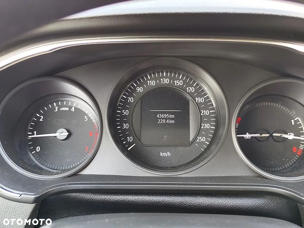 Renault Megane 1.2 Energy TCe Life - 13