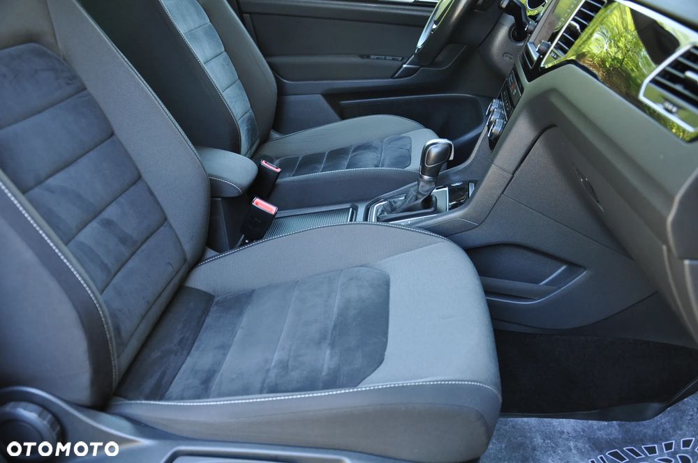 Volkswagen Golf 1.4 TSI BMT Highline DSG - 23