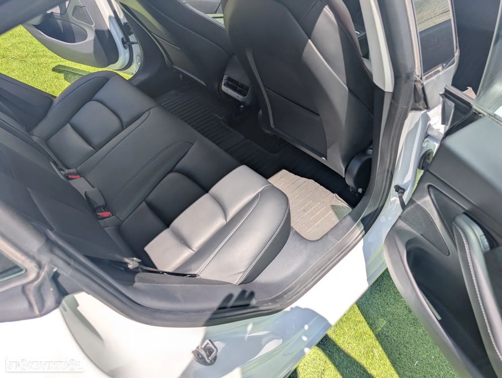 Tesla Model 3 Long Range AWD Dual Motor - 11